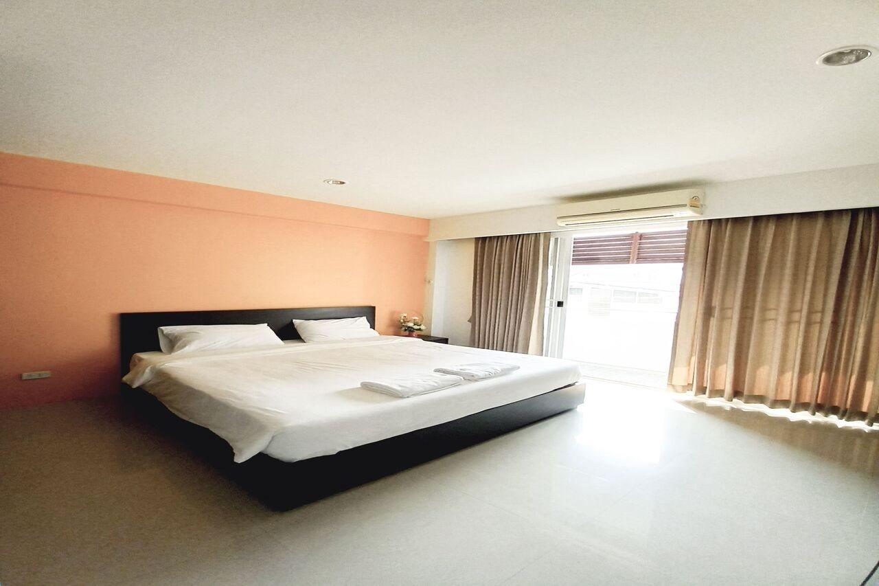 Ruan Plaisoi Apartment Bangkok Exterior foto