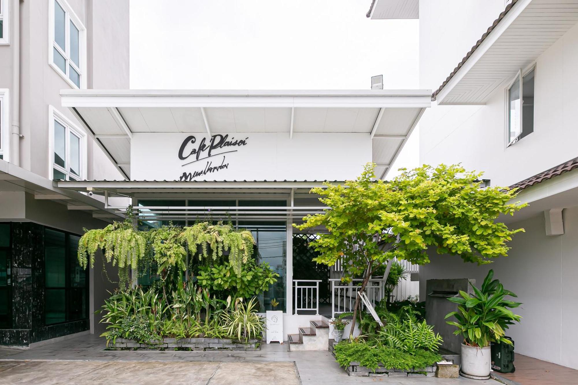 Ruan Plaisoi Apartment Bangkok Exterior foto
